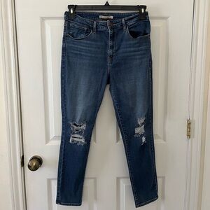 Levi's Women's Dark Blue Distressed Skinny Jeans